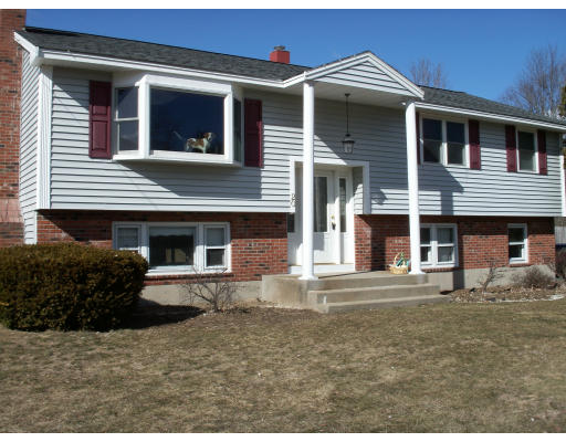 20 Poe Road Billerica, MA 01821 - Photo 1 of 11