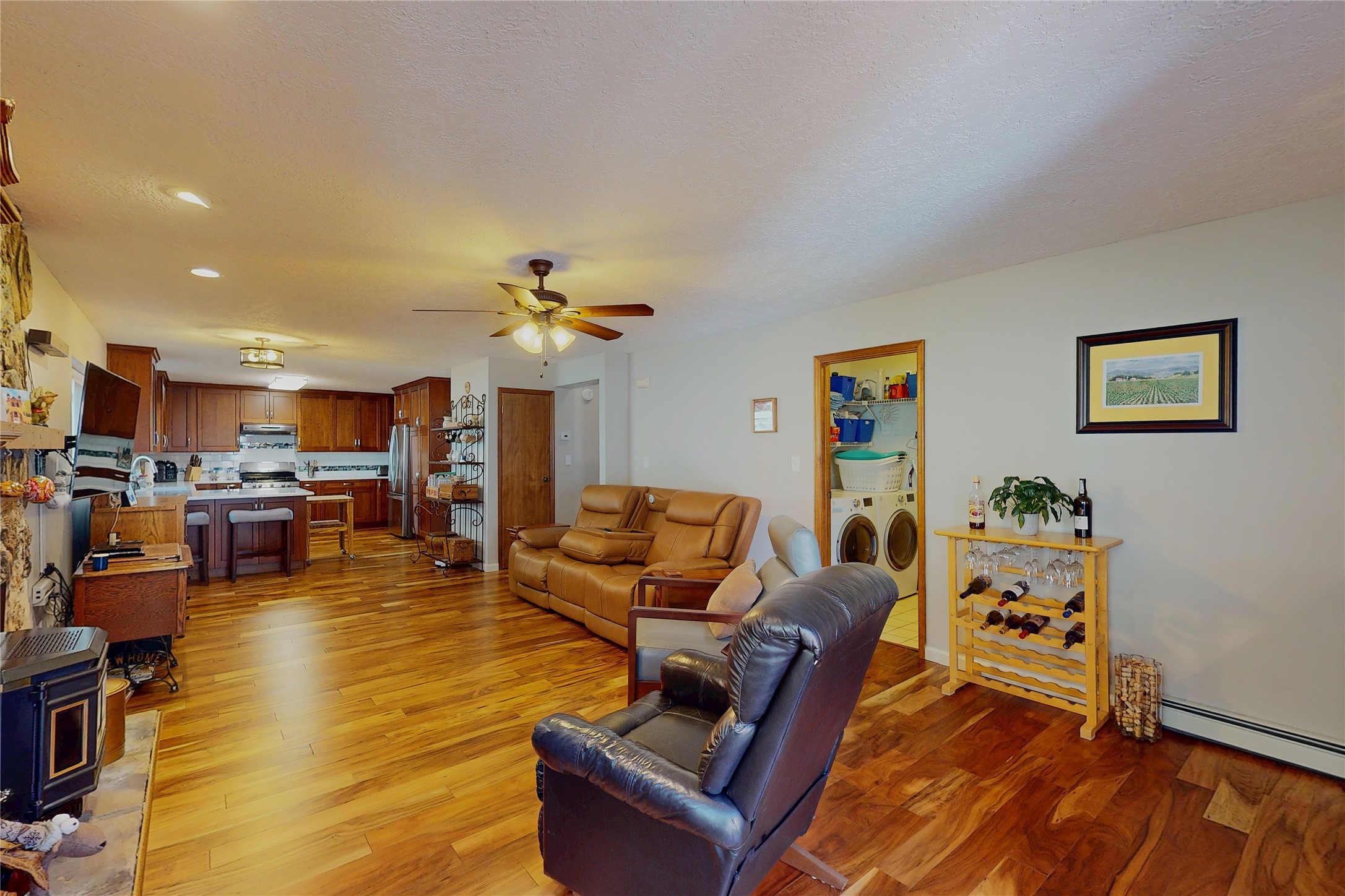 1346 Big Rock Loop Los Alamos, NM 87544 - Photo 15 of 38 Family Room