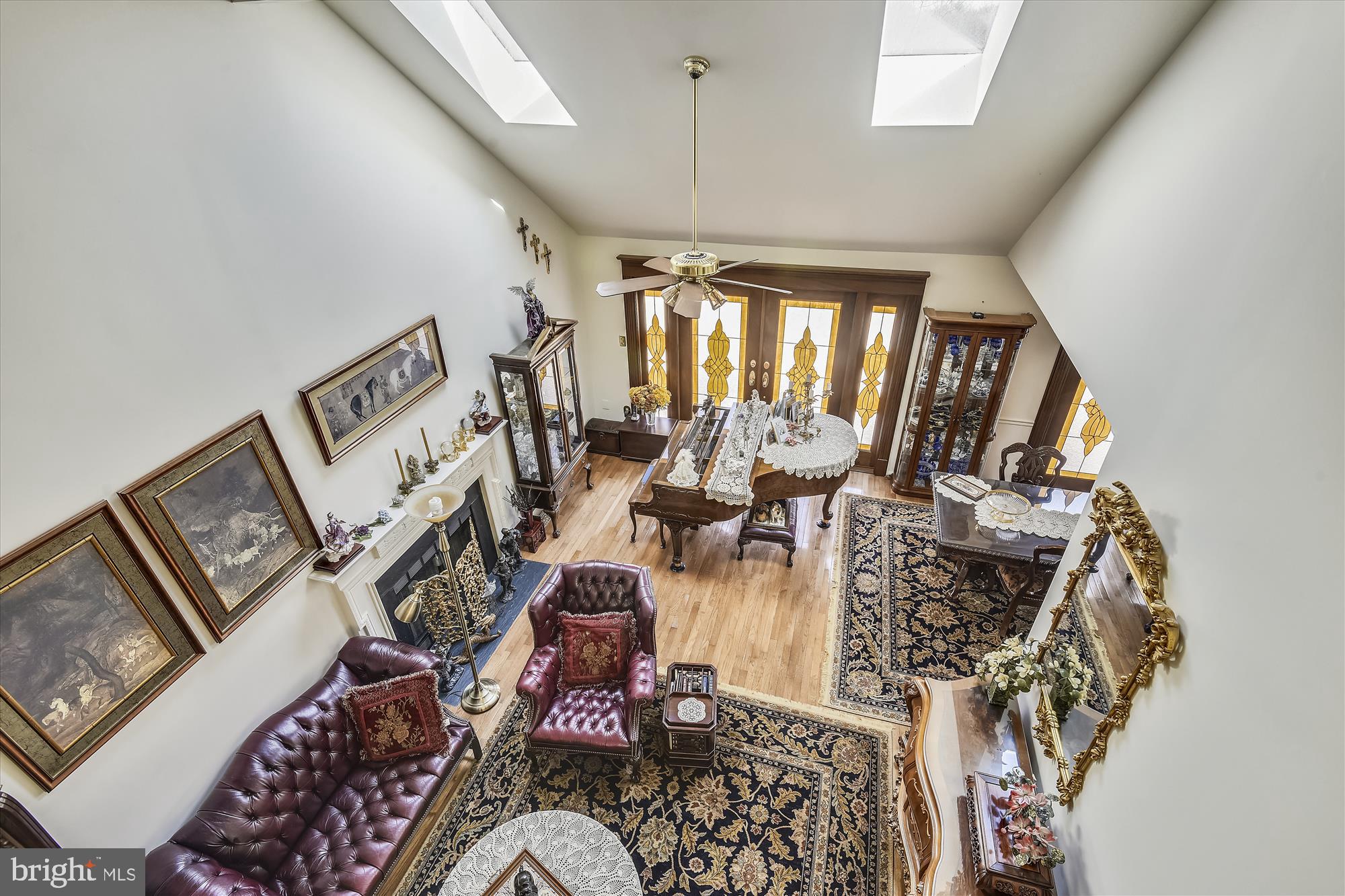 4572 Shetland Green Road Alexandria, VA 22312 - Photo 14 of 43 Loft overlooks Living Room