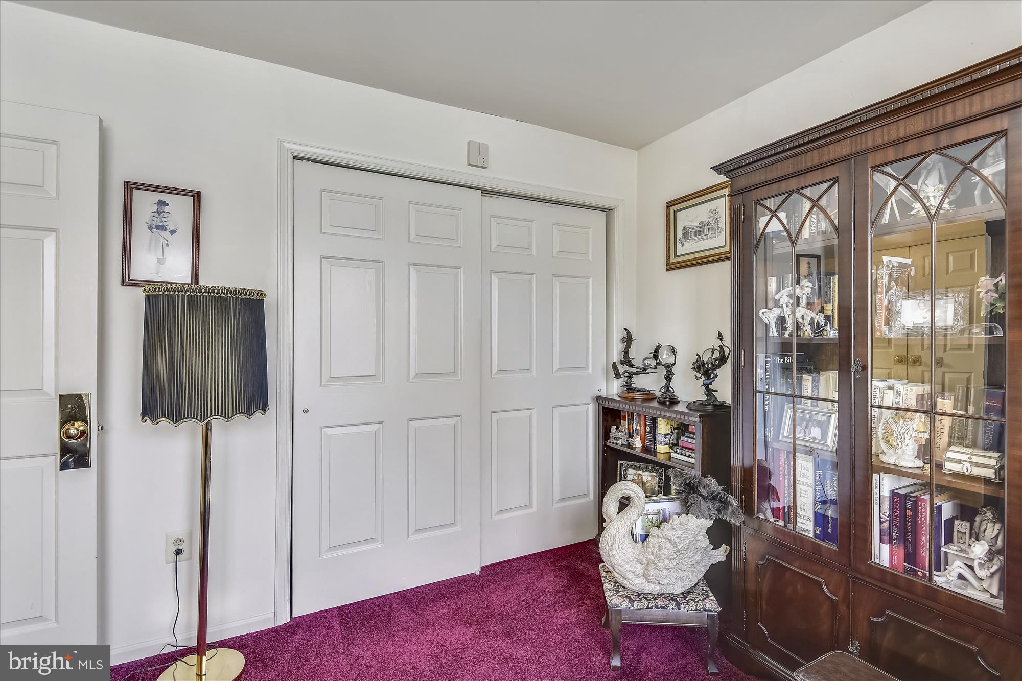 4572 Shetland Green Road Alexandria, VA 22312 - Photo 23 of 43 2nd bedroom on main level has carpet