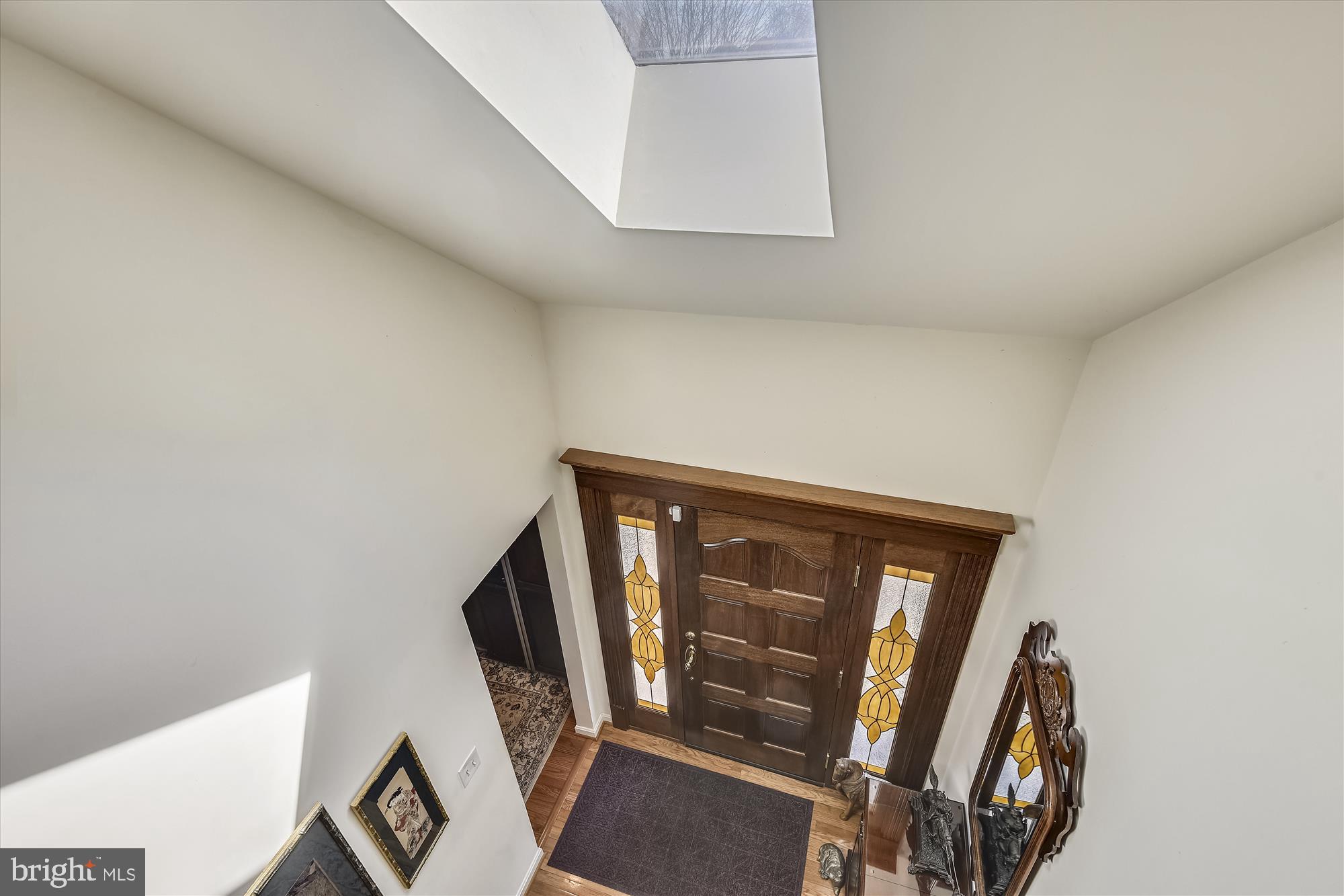 4572 Shetland Green Road Alexandria, VA 22312 - Photo 6 of 43 Loft overlooks foyer.