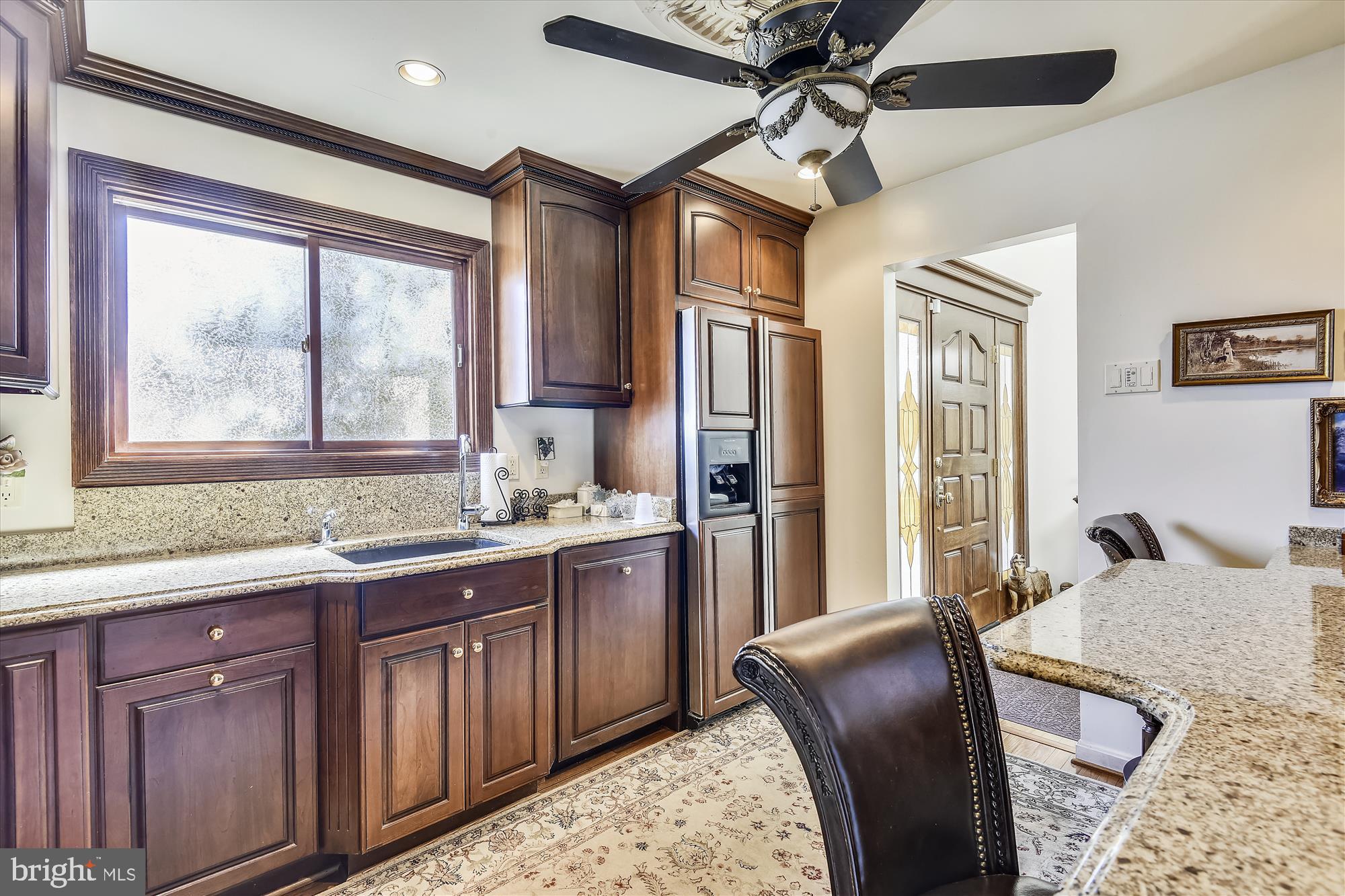 4572 Shetland Green Road Alexandria, VA 22312 - Photo 9 of 43 Granite countertops, wood floors, custom cabinetry
