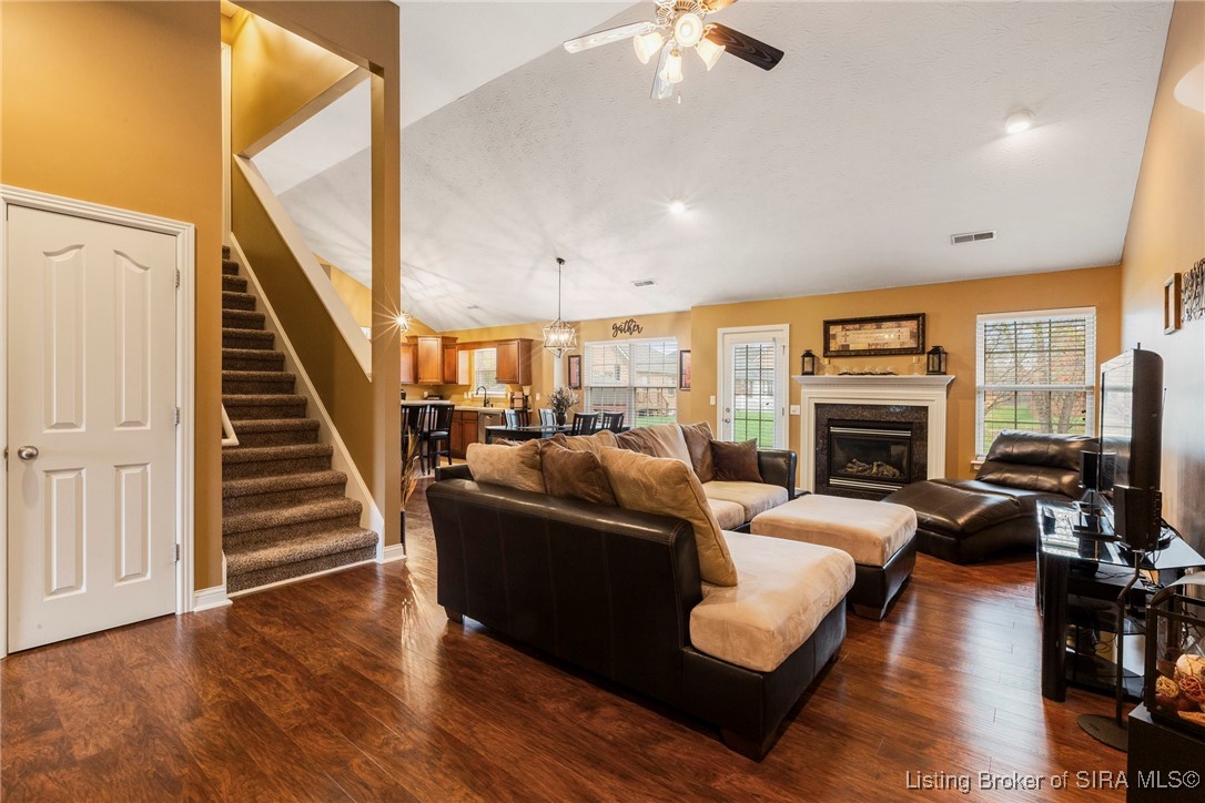 5603 Raintree Ridge Jeffersonville, IN 47130 - Photo 3 of 42 Gallery Image 3