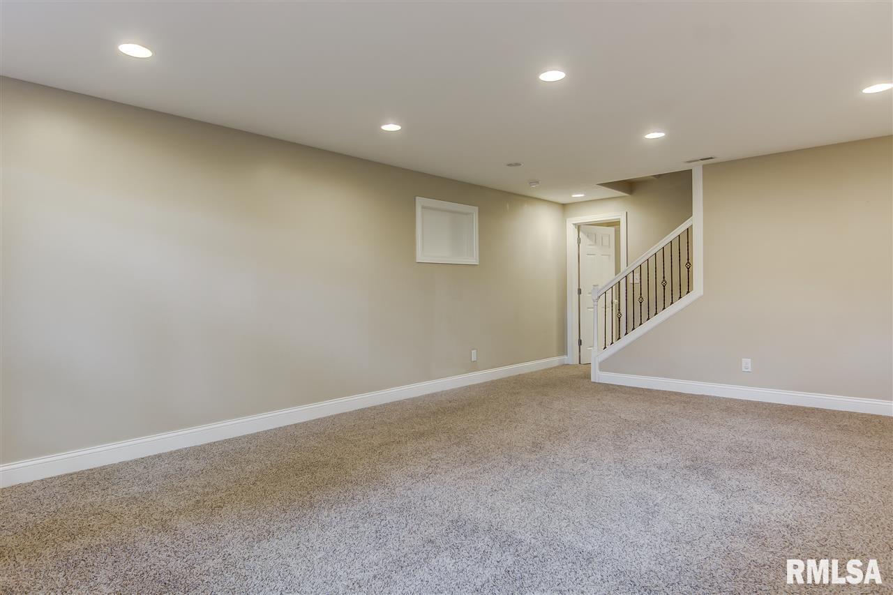 3804 Fielding Drive Springfield, IL 62711 - Photo 34 of 36 Gallery Image 34