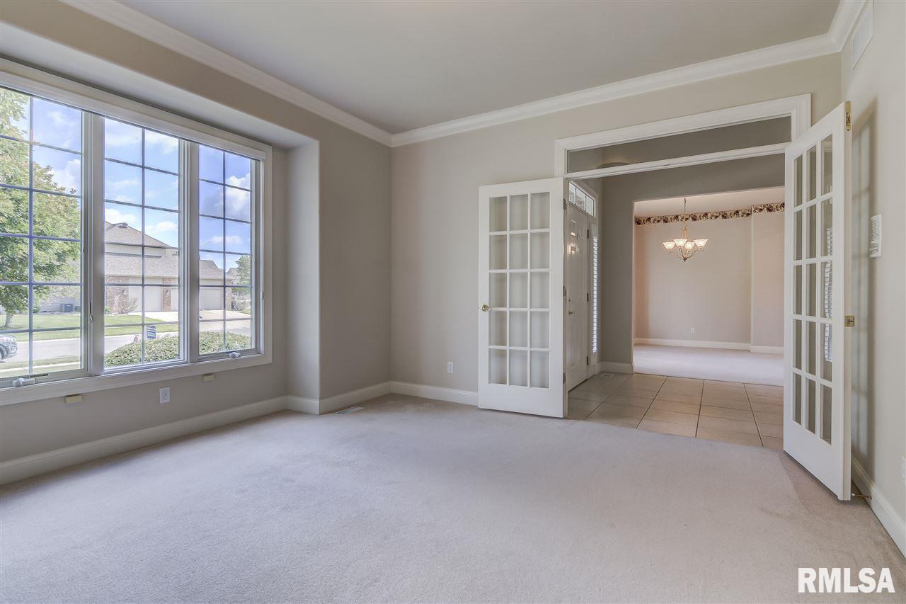 3804 Fielding Drive Springfield, IL 62711 - Photo 6 of 36 Gallery Image 6