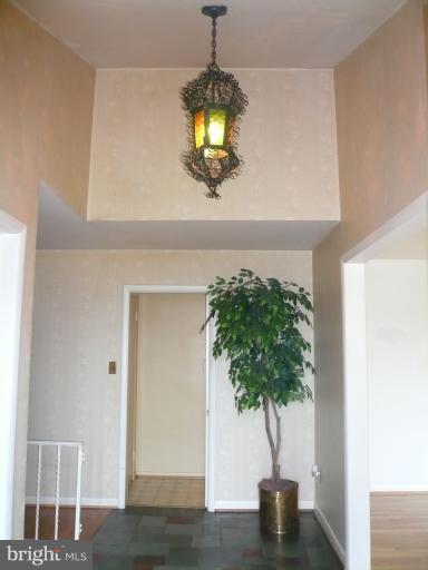 1105 Green Acre Road Towson, MD 21286 - Photo 13 of 22 Foyer