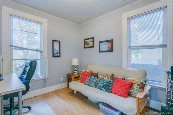 $2,895 | 28 Edwards Street, Unit 1, New Haven, CT 06511