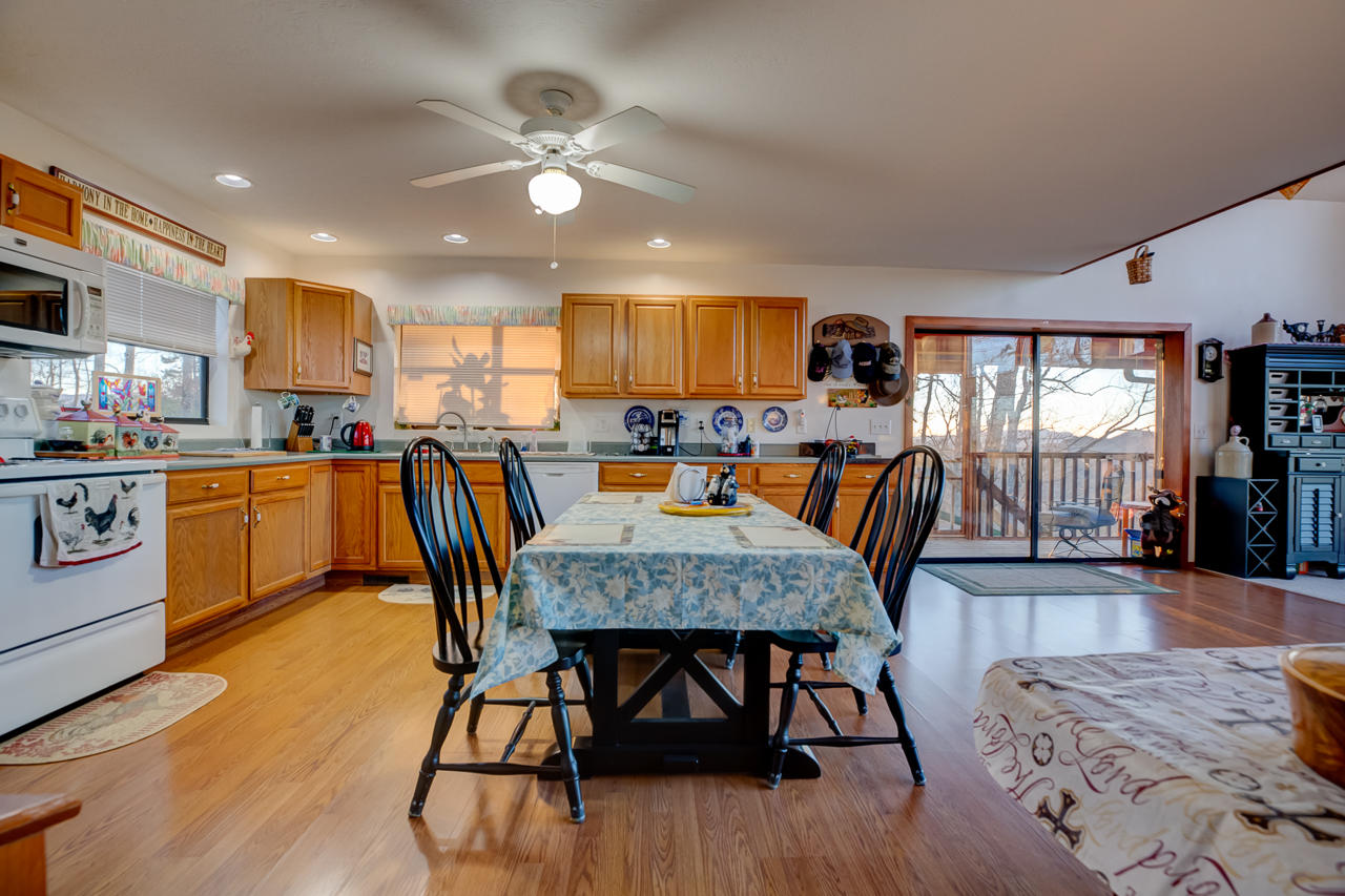 3454 Bluebird Ridge Way Sevierville, TN 37876 - Photo 22 of 40 _F5A8796_797_798_799_800_801_802