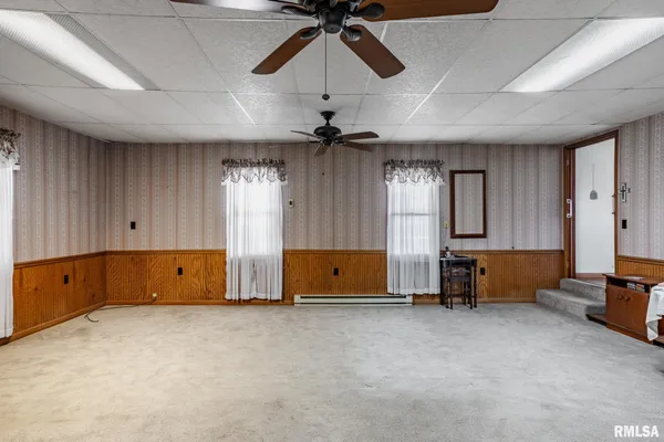 $75,000 | 200 White Oak Street, Stonefort, IL 62987