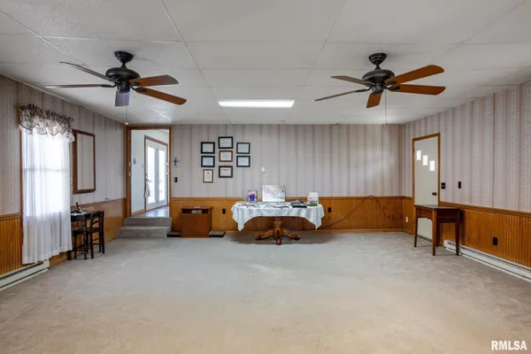 $75,000 | 200 White Oak Street, Stonefort, IL 62987