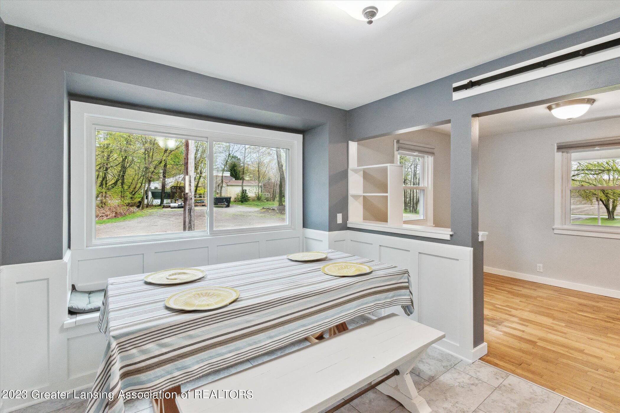 3318 West Howell Road Mason, MI 48854 - Photo 11 of 53 16-3318-W-Howell-Rd-Mason-MI-48854-Windo
