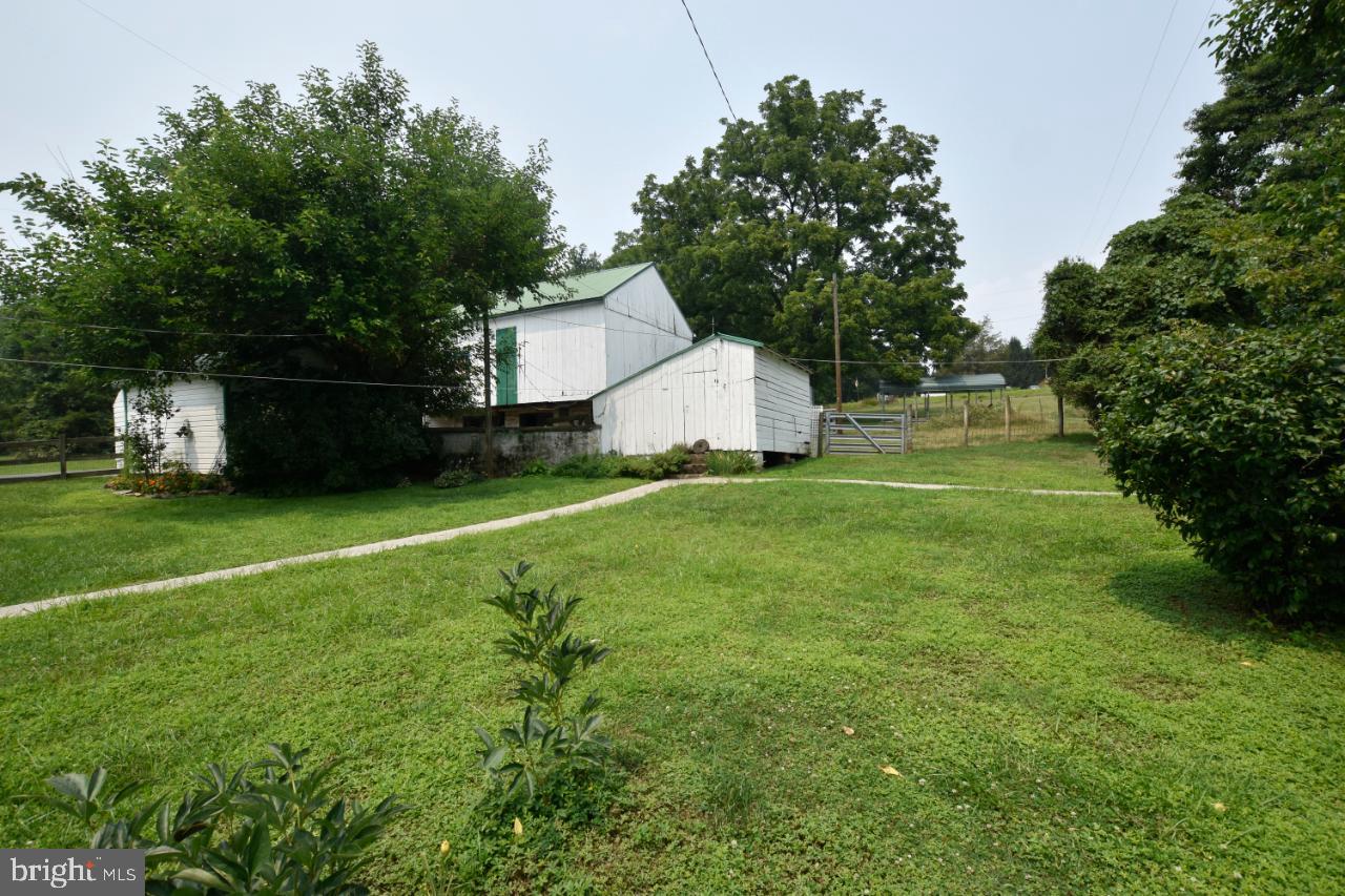 8442 Orchard Road Spring Grove, PA 17362 - Photo 32 of 53