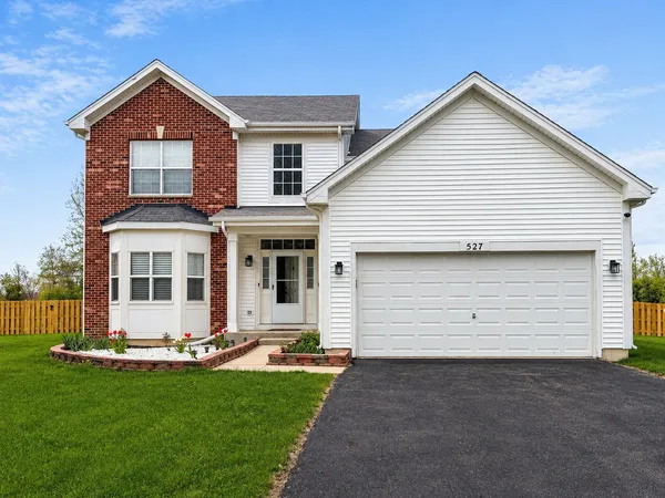 $435,000 | 527 Mara Lynn, Round Lake, IL 60073