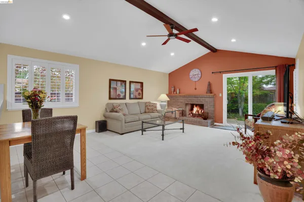 $844,000 | 5001 St Garrett Court, Concord, CA 94521