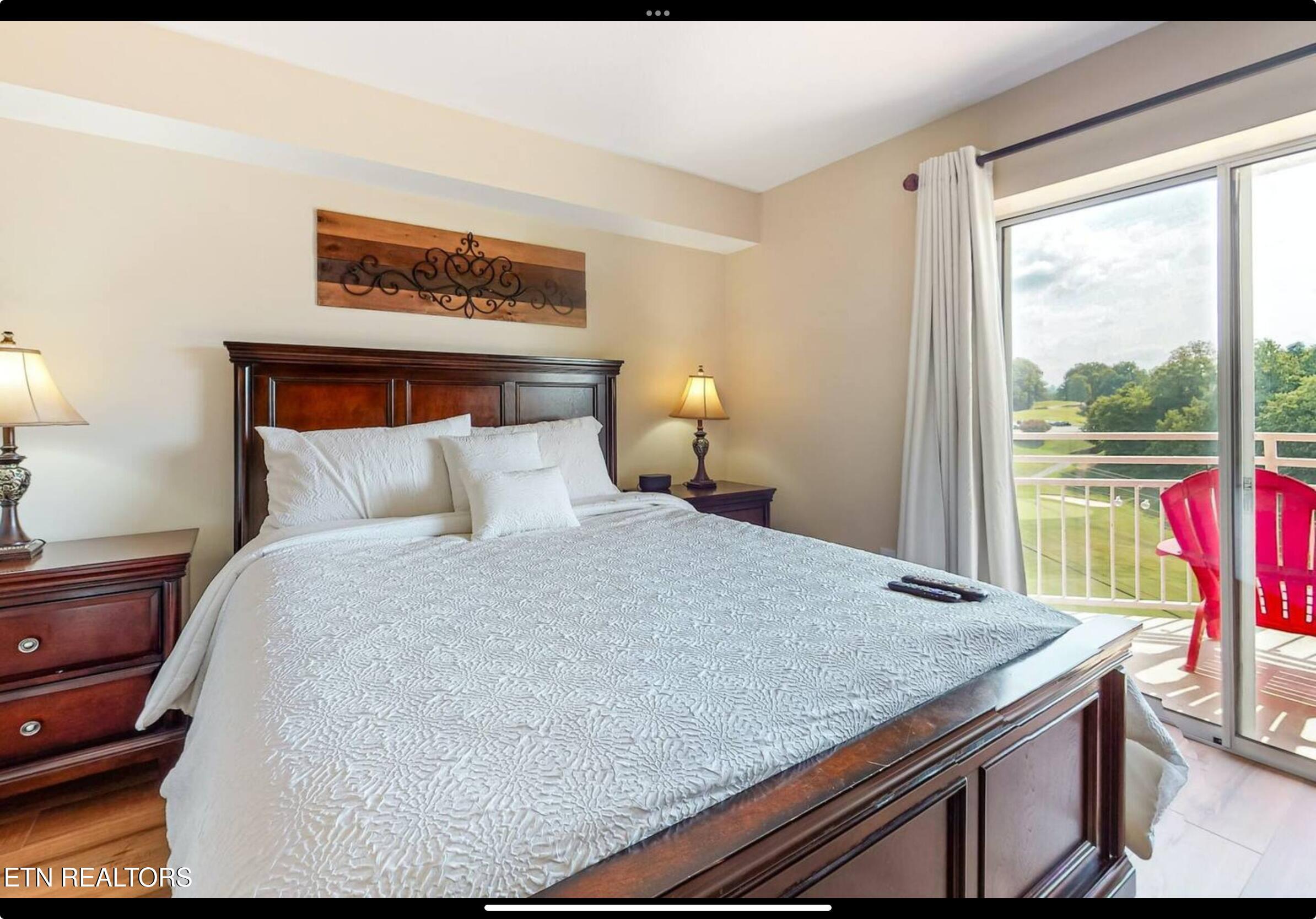 503 Dollywood Lane, Unit 161 Pigeon Forge, TN 37863 - Photo 12 of 23 Master Suite