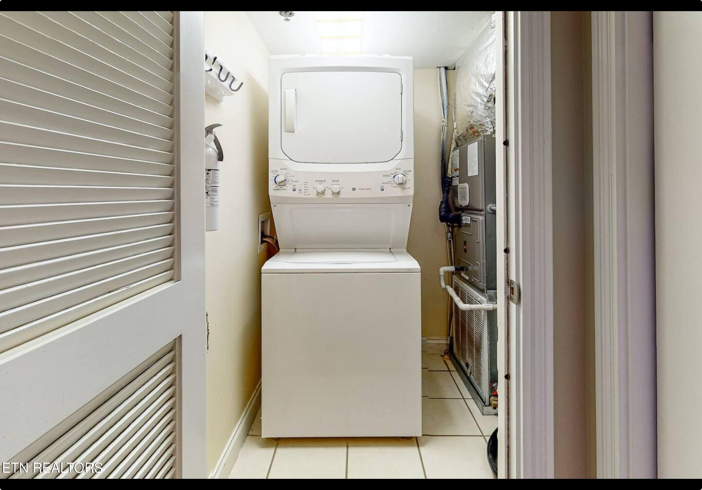 503 Dollywood Lane, Unit 161 Pigeon Forge, TN 37863 - Photo 21 of 23 Washer Dryer