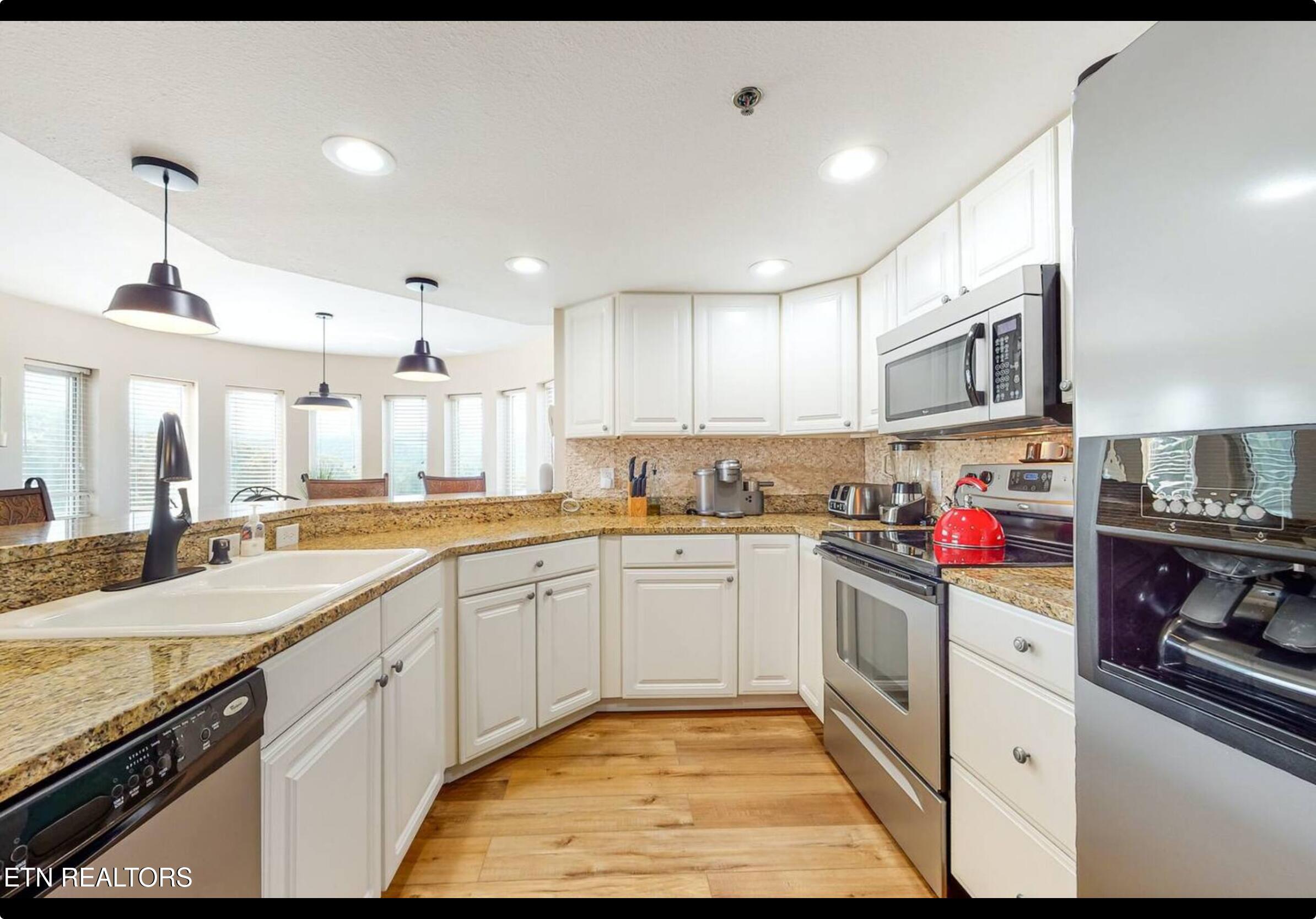 503 Dollywood Lane, Unit 161 Pigeon Forge, TN 37863 - Photo 5 of 23 Kitchen 2