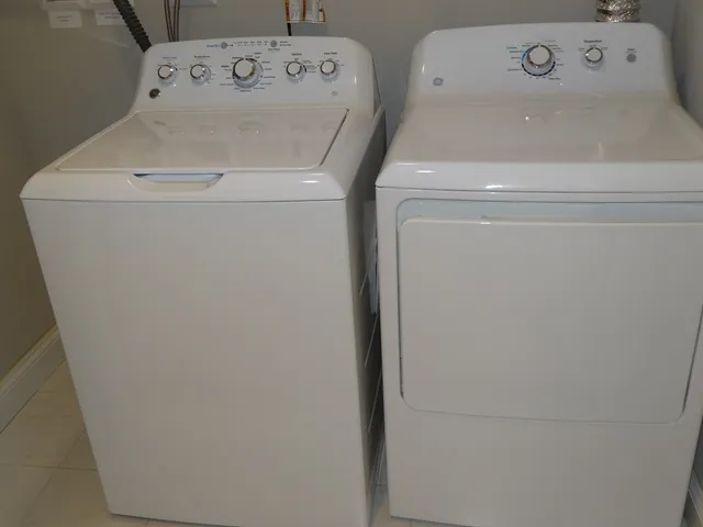 $698,500 | 2 Inwood Drive, Unit 1010, Woburn, MA 01801