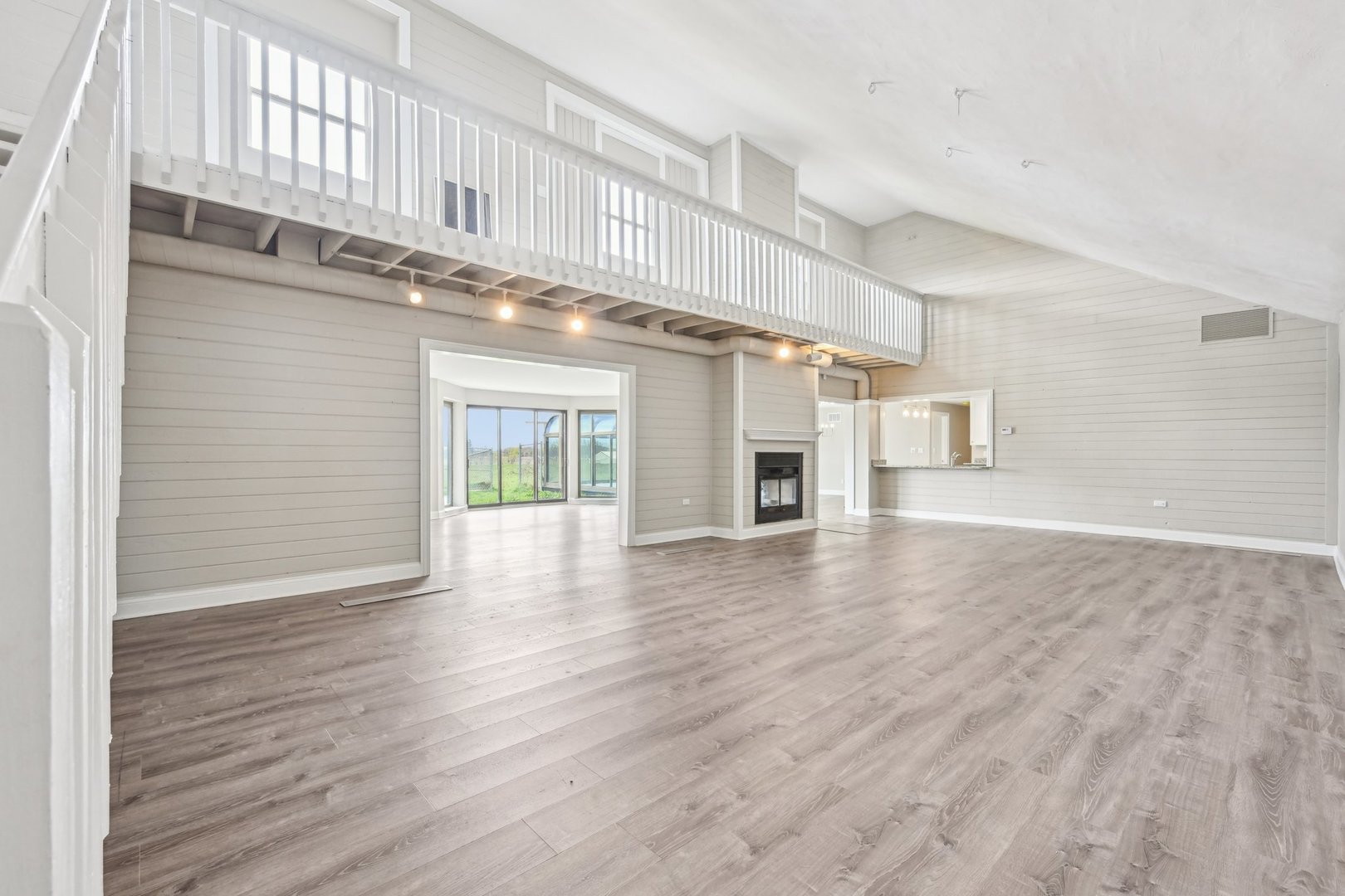 1406 Busse Road Marengo, IL 60152 - Photo 17 of 76