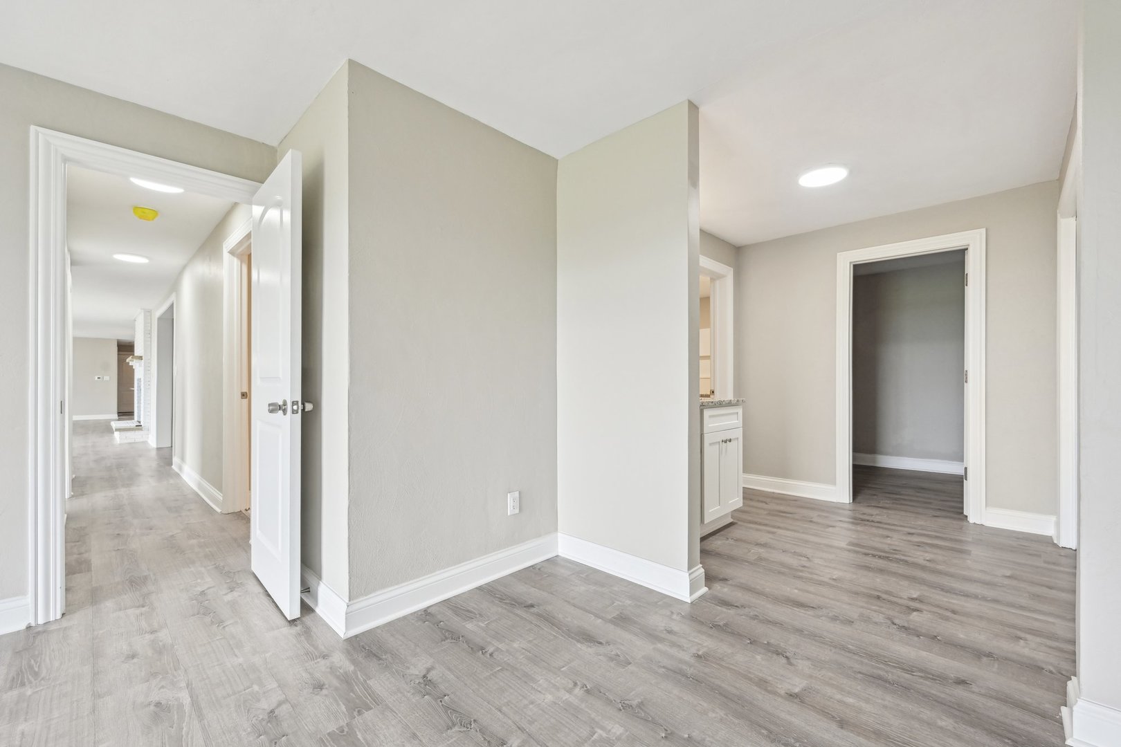 1406 Busse Road Marengo, IL 60152 - Photo 32 of 76