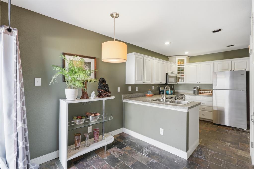 527 Ranch Trail, Unit 149 Irving, TX 75063 - Photo 8 of 22