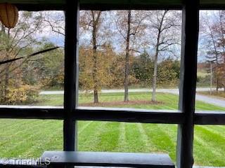 1379 Boyd Road Reidsville, NC 27320 - Photo 7 of 36 Gallery Image 7