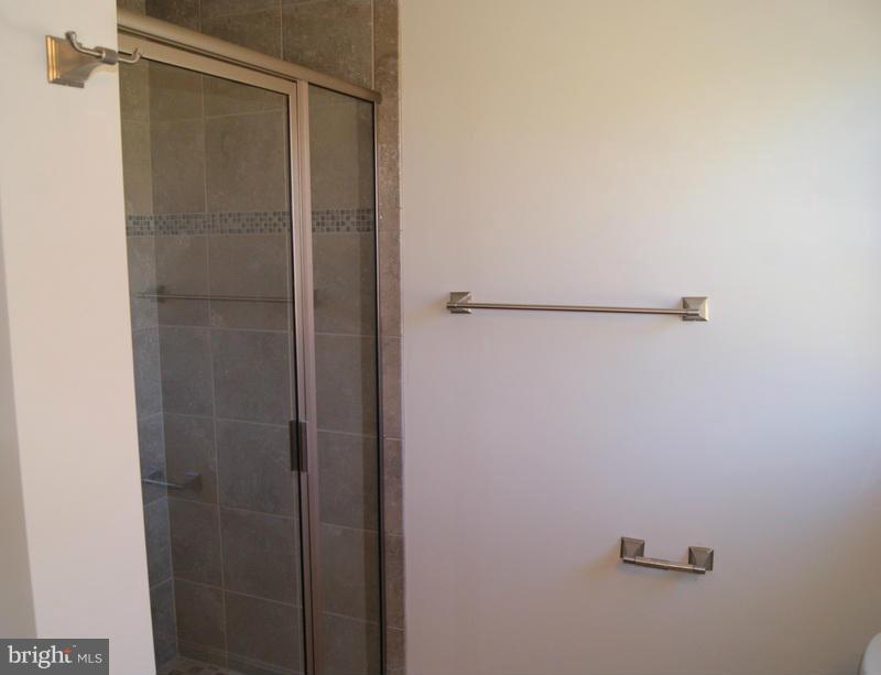 1925 Lower Marlboro Road Huntingtown, MD 20639 - Photo 14 of 20 Bath (Master)