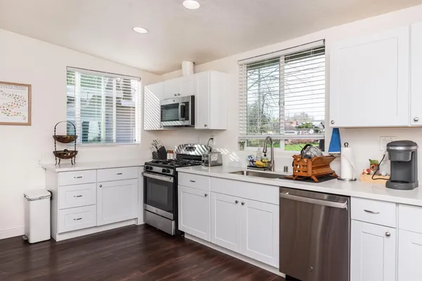$699,999 | 3838 Circle Drive, Loomis, CA 95650