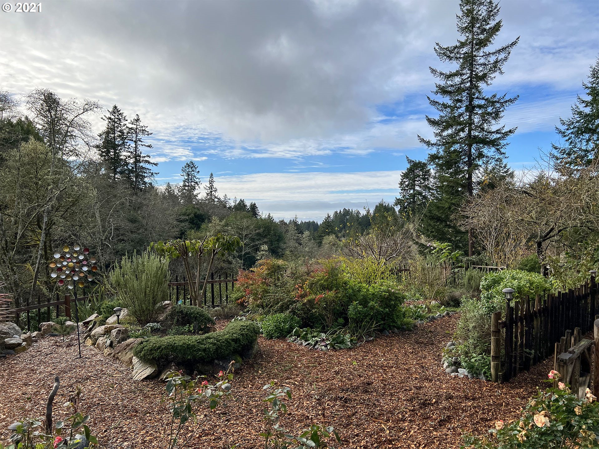 96900 Windsong Ranch Road Brookings, OR 97415 - Photo 8 of 32