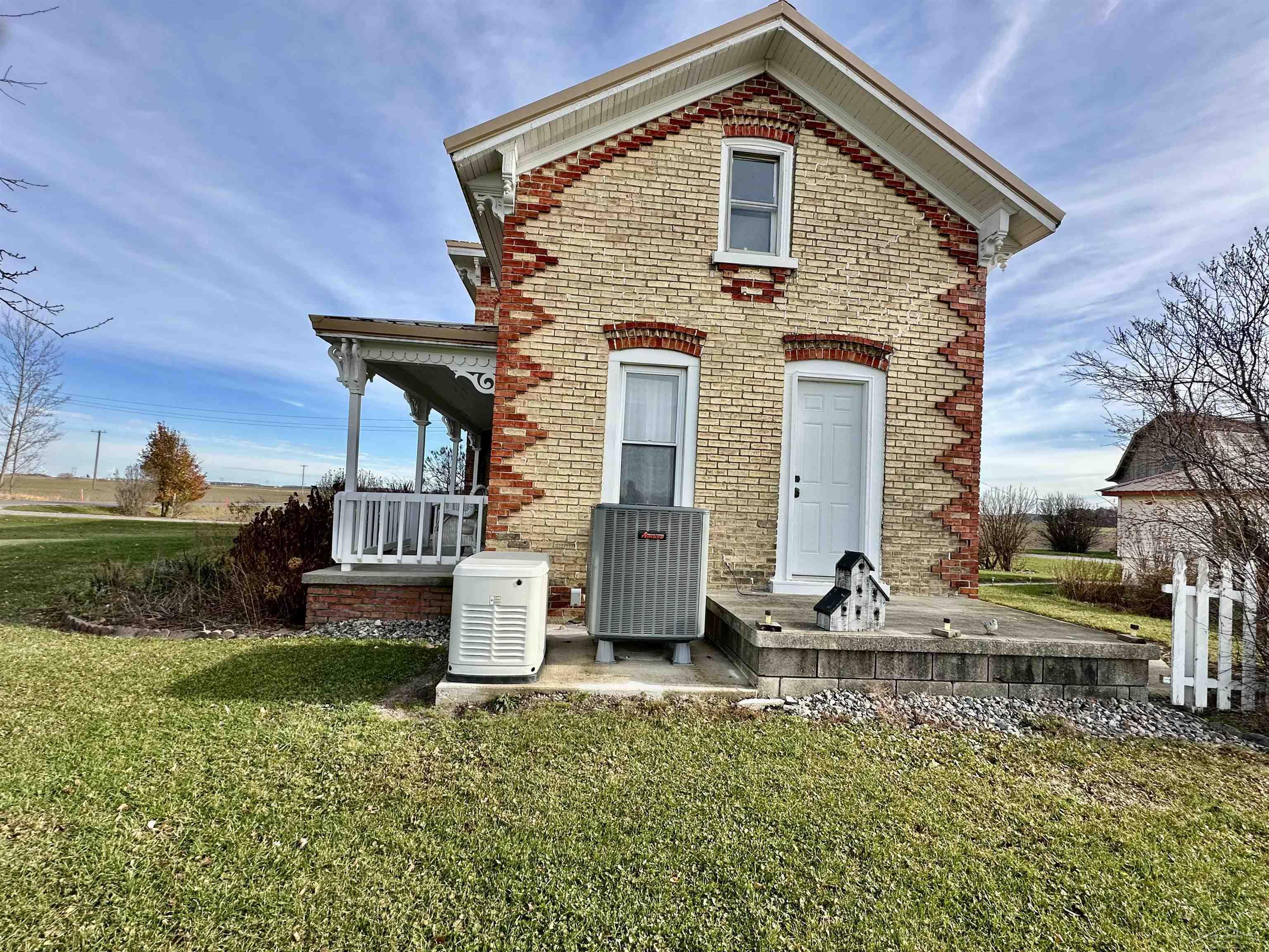 5821 Dixon Road Vassar, MI 48768 - Photo 7 of 48