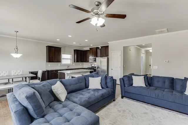 $360,000 | 4669 Summer View Drive, Gainesville, GA 30504