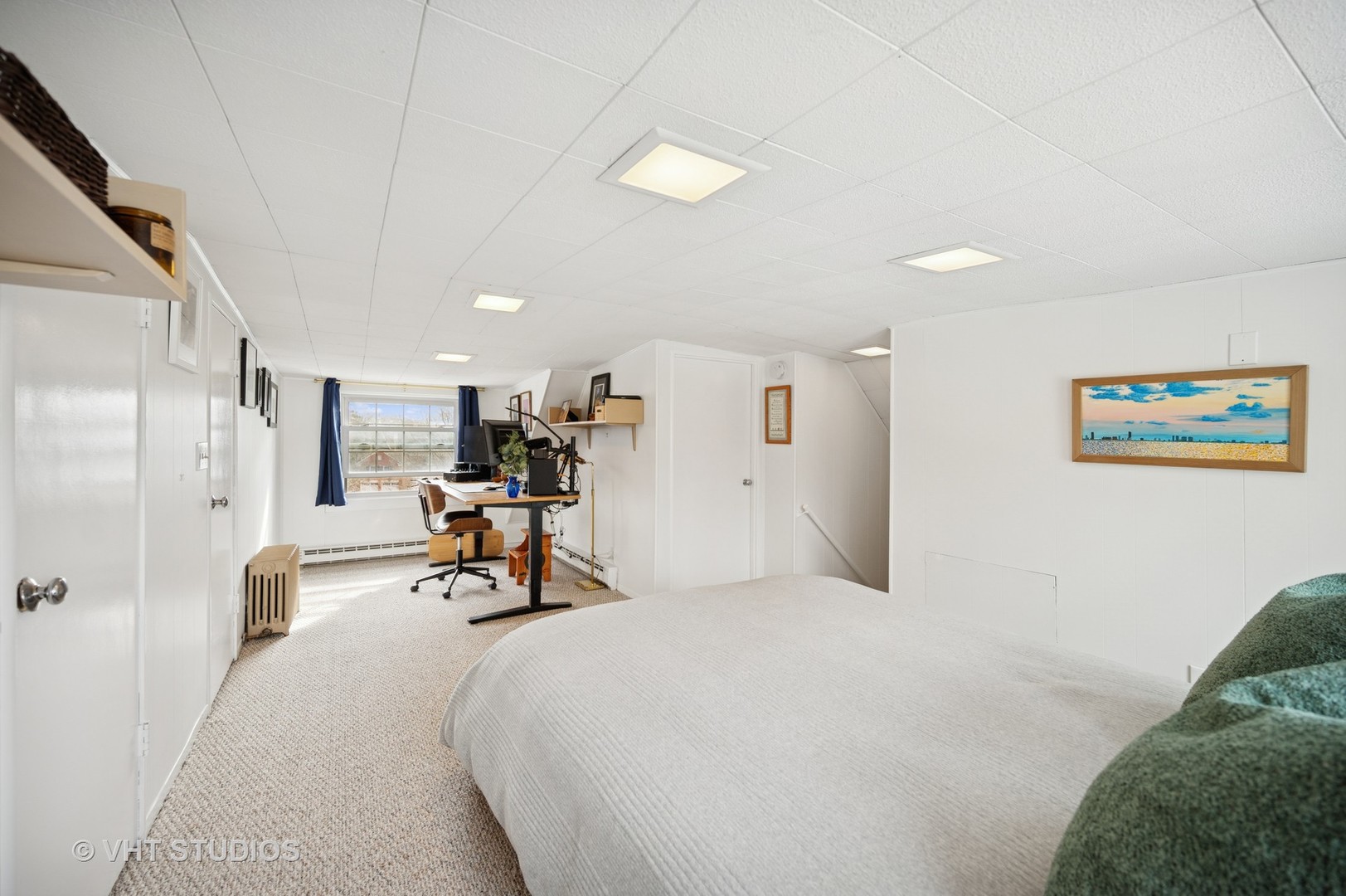 1413 Tower Road Winnetka, IL 60093 - Photo 22 of 32 a bed room with a bed and a chair