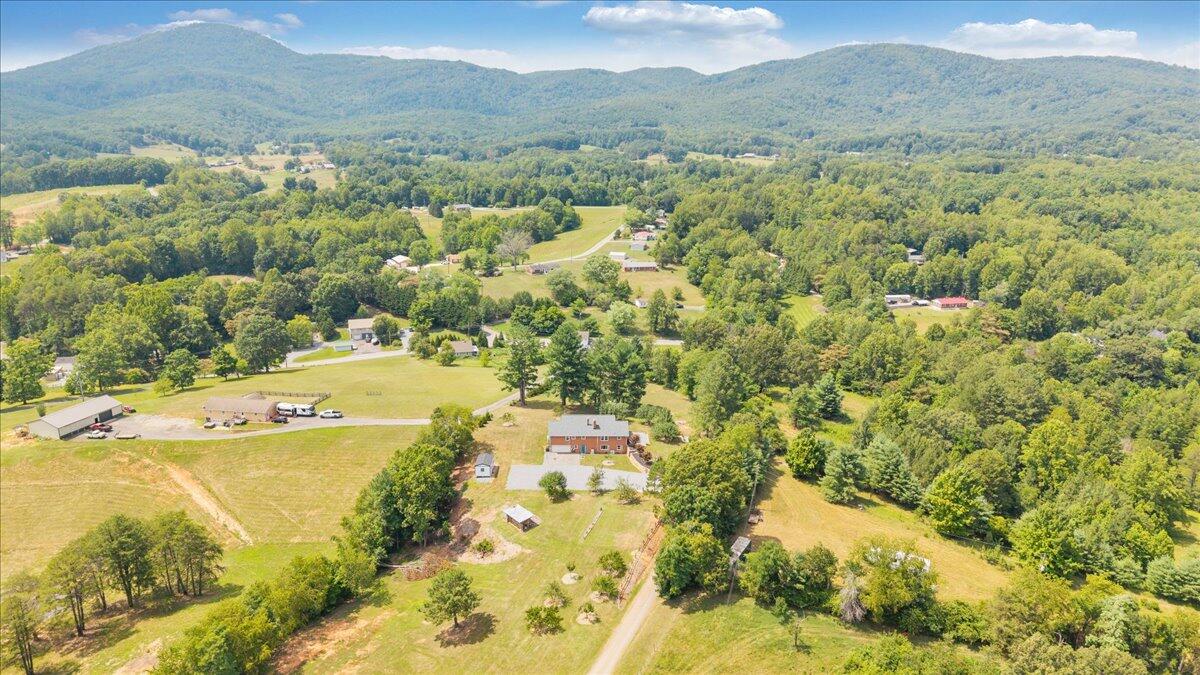 1125 Loyds Store Road Vinton, VA 24179 - Photo 101 of 119 098-DJI_20260706151230_0284_D