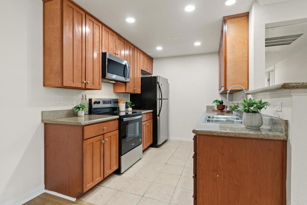 180 Chambers Street, Unit 7 El Cajon, CA 92020 - Photo 10 of 22