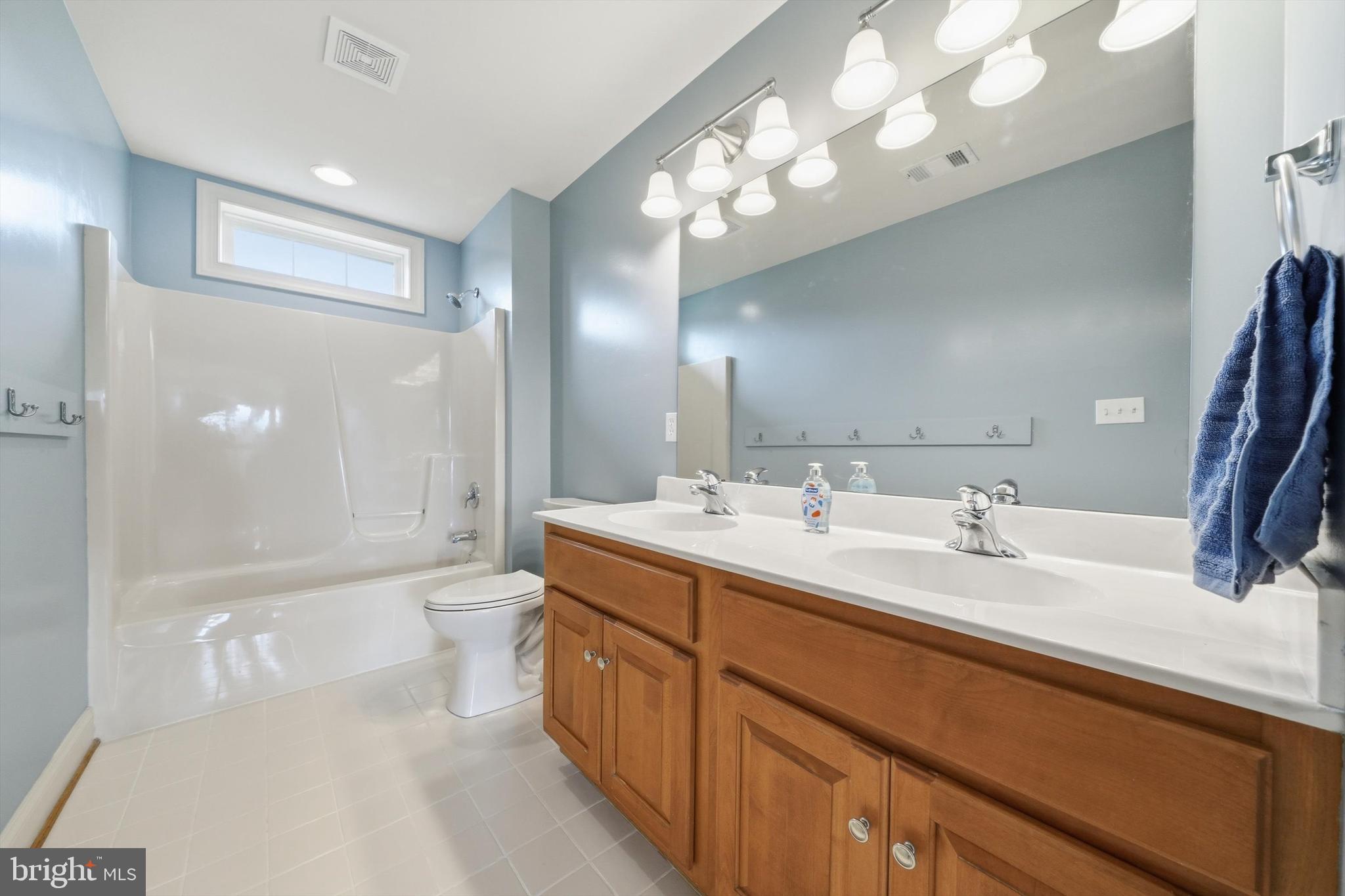 5716 Mt Briar Road Keedysville, MD 21756 - Photo 51 of 81 Hall Bath
