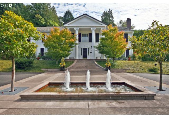 2620 Southwest Scholls Ferry Road Portland, OR 97221 - Photo 1 of 16 Gallery Image 1