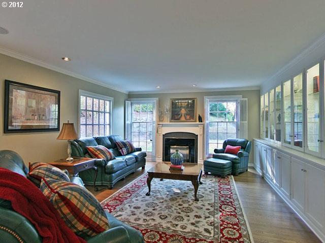 2620 Southwest Scholls Ferry Road Portland, OR 97221 - Photo 5 of 16 Gallery Image 5