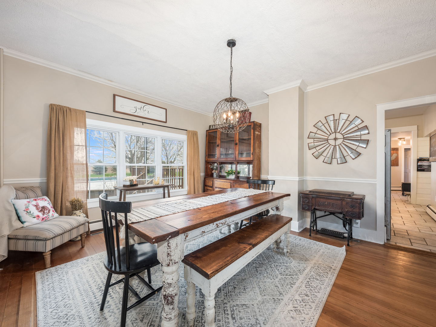 3185 South Hadden Road Verona, IL 60479 - Photo 11 of 39 a outdoor space with furniture and wooden floor