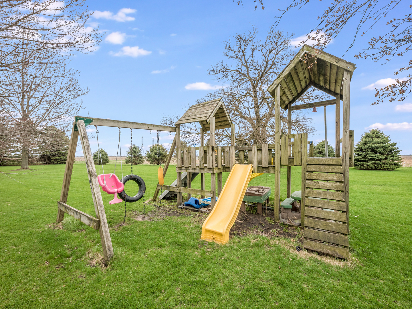 3185 South Hadden Road Verona, IL 60479 - Photo 30 of 39 a view of a park with slide