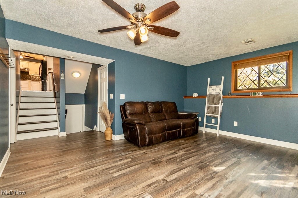 10978 Fairmount Road Newbury, OH 44065 - Photo 15 of 42