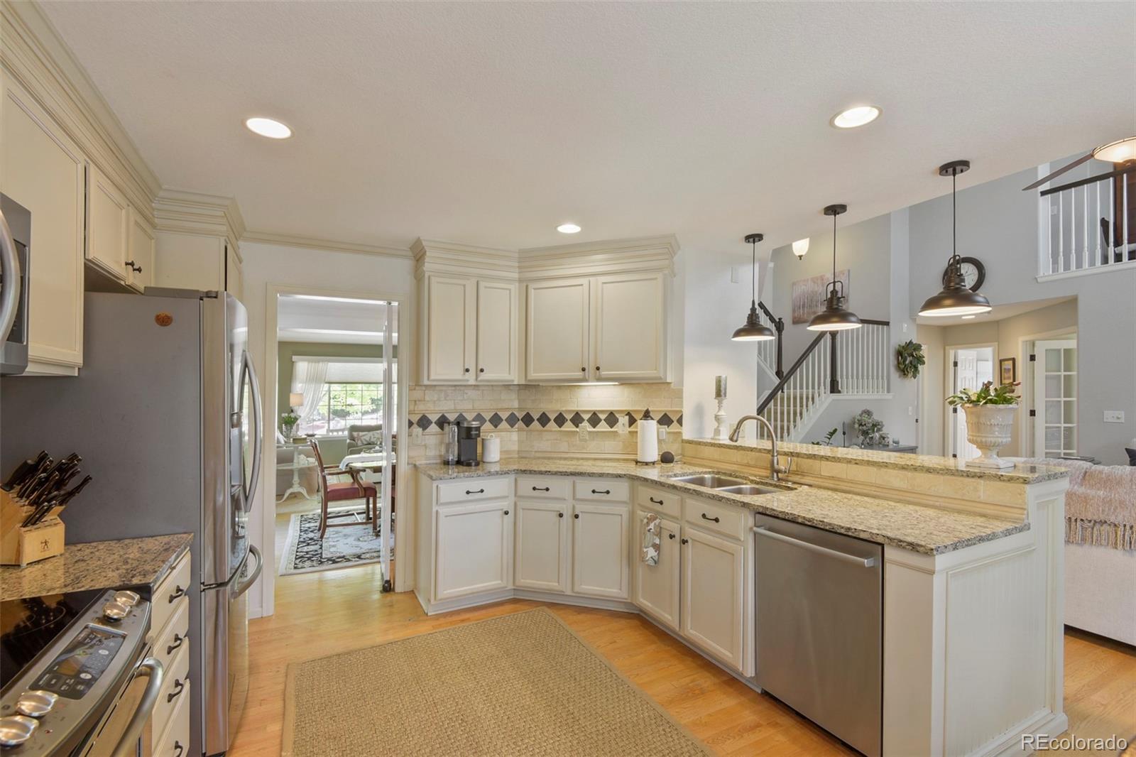 10329 Royal Eagle Street Highlands Ranch, CO 80129 - Photo 15 of 46