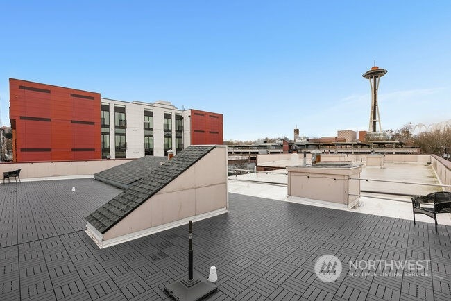 22 John Street, Unit 6 Seattle, WA 98109 - Photo 17 of 17 a swimming pool with outdoor seating