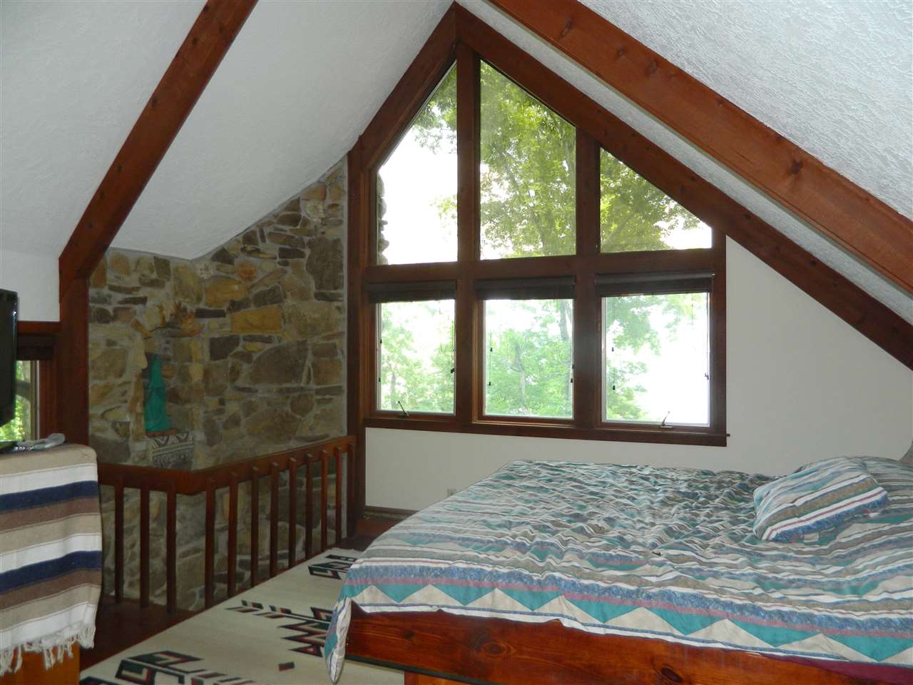 9443 South Strain Ridge Road Bloomington, IN 47401 - Photo 17 of 28 Gallery Image 17