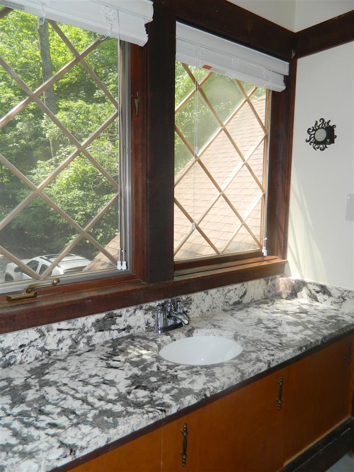 9443 South Strain Ridge Road Bloomington, IN 47401 - Photo 19 of 28 Gallery Image 19