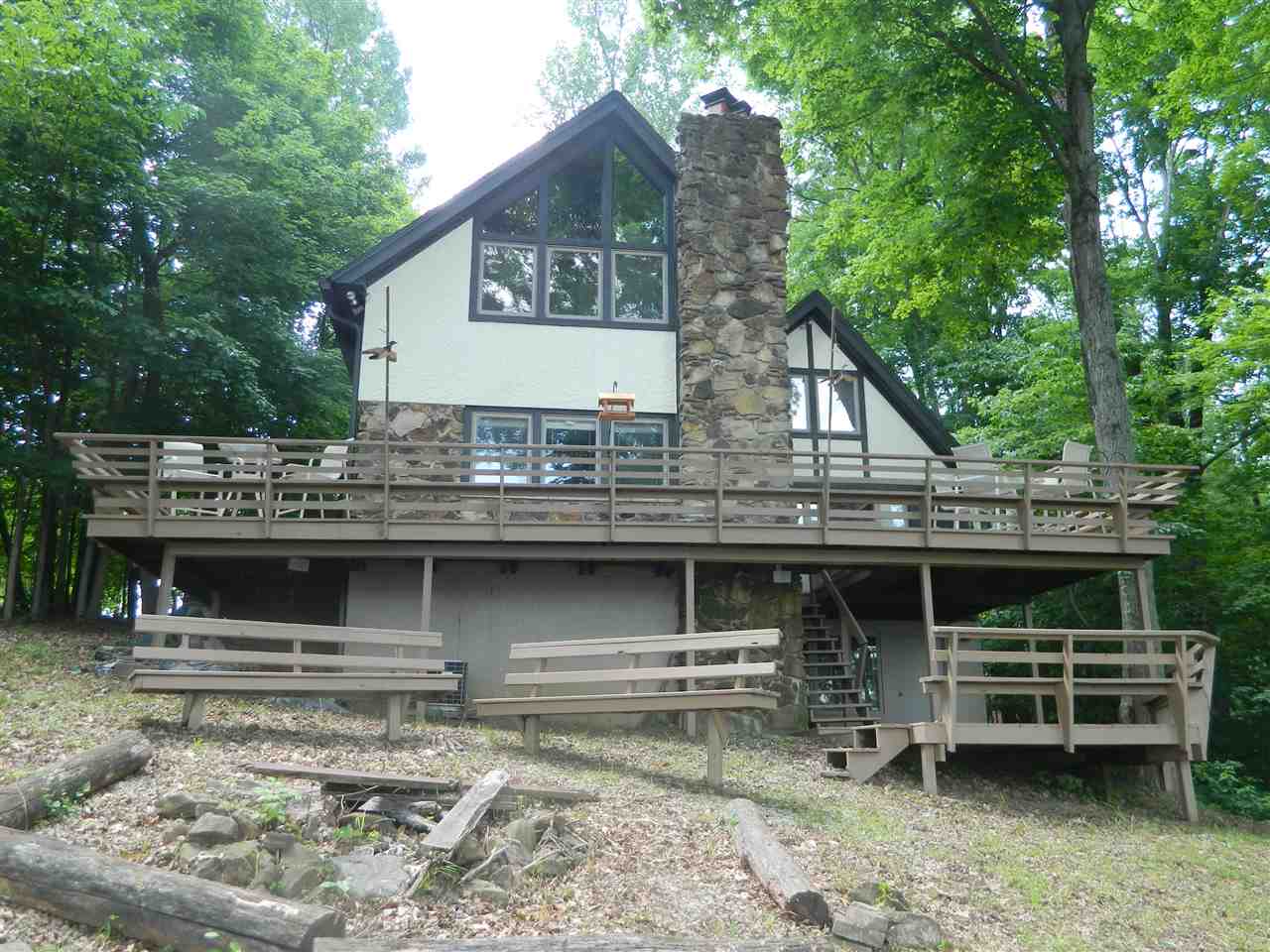 9443 South Strain Ridge Road Bloomington, IN 47401 - Photo 27 of 28 Gallery Image 27