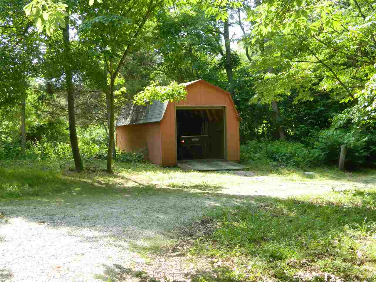9443 South Strain Ridge Road Bloomington, IN 47401 - Photo 28 of 28 Gallery Image 28