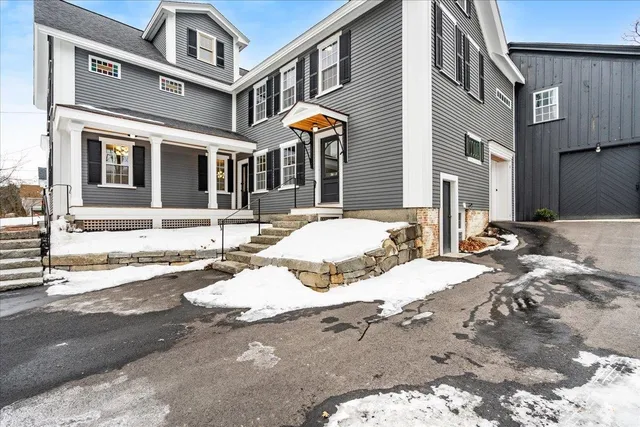 $1,149,000 | 18 Souhegan Street, Milford, NH 03055