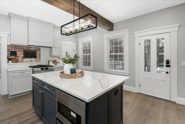 $1,149,000 | 18 Souhegan Street, Milford, NH 03055