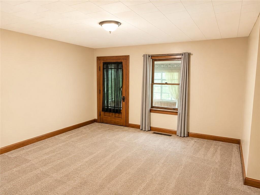 983 Cleland Mill Road New Castle, PA 16102 - Photo 6 of 16