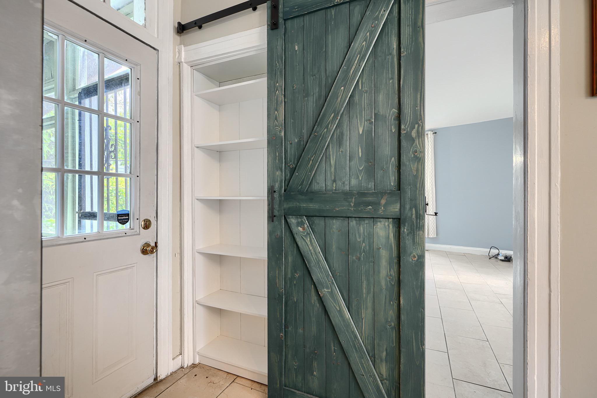 620 Montpelier Street, Unit 1 Baltimore, MD 21218 - Photo 17 of 29 a close view of closet